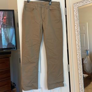 Mens Levi’s pants.